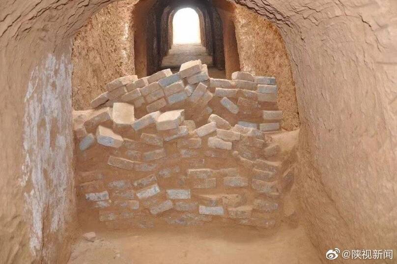 Khảo cổ học phát hiện thấy lăng mộ của Thượng Quan Vạn đã bị hư hại nghiêm trọng. (Nguồn: Sohu)