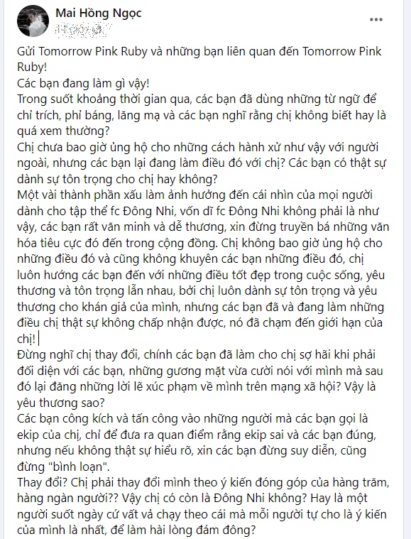 Đông Nhi lên tiếng nhưng lại khiến fan cảm thấy thất vọng vì bảo vệ ekip của mình nhưng lại dùng những câu nói gây tổn thương người hâm mộ.