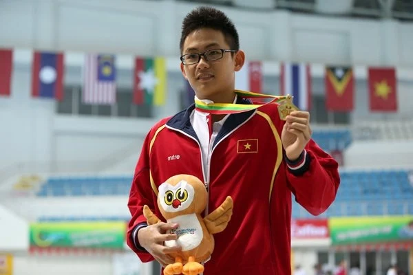 Lâm Quang Nhật từng vô địch SEA Games ở bộ môn bơi lội.  