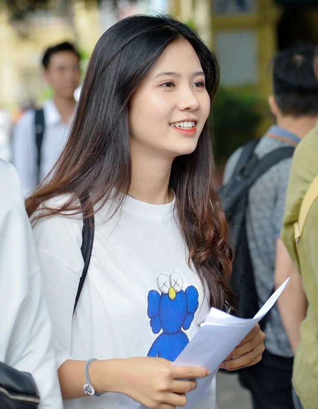 Nhan sắc của Quỳnh Trang từng gây sốt trong dịp tuyển sinh đại học năm 2019.