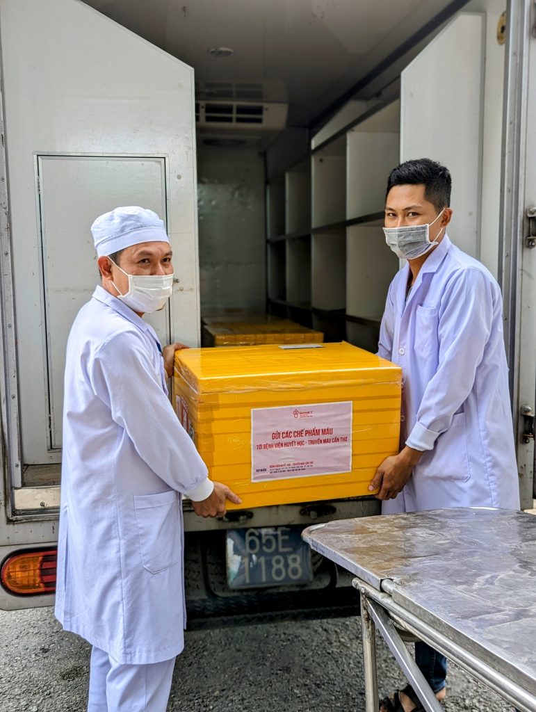 Những chế phẩm máu đầu tiên đến tay các bác sĩ, góp phần quan trọng trong công tác điều trị, cấp cứu cho 74 bệnh viện thuộc 11 tỉnh Đồng bằng sông Cửu Long.