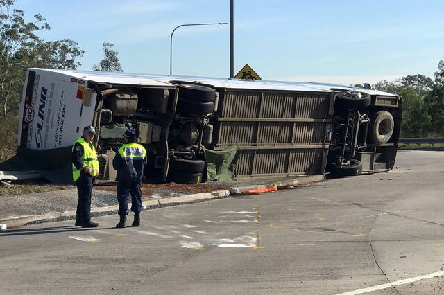 Hiện trường vụ tai nạn xe buýt ở NSW Hunter Valley, Australia. (Ảnh: AAP / Darren Pateman)