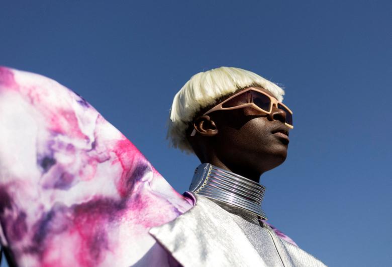 Một người mẫu tham gia đánh giá cuộc thi thời trang ở Durban (Nam Phi). (Ảnh: REUTERS/Rogan Ward)