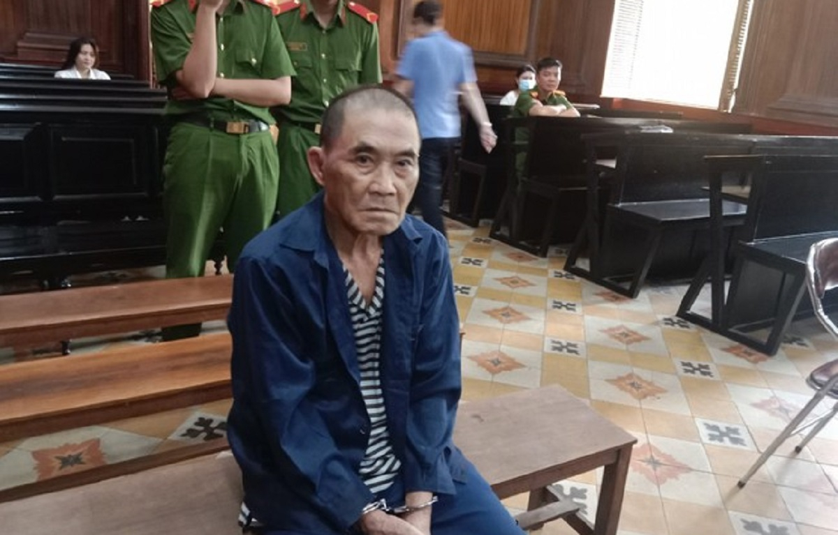 Bị cáo Nguyễn Thành Hiệp tại phiên tòa xét xử.