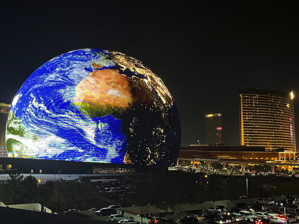 MSG Sphere hiển thị hình ảnh địa cầu. (Ảnh: New York Post)