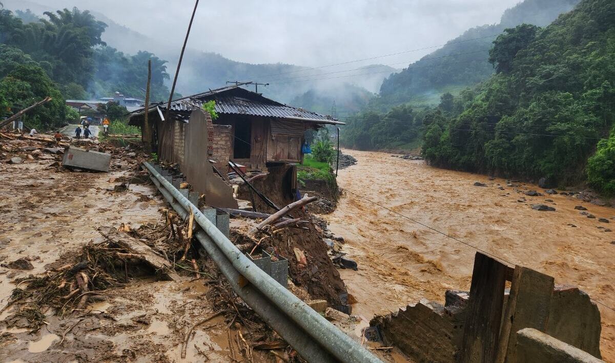 Mưa lũ vào những ngày đầu tháng 8 đã khiến nhiều địa phương Lâm Đồng, Đắk Lắk, Yên Bái, Sơn La… ảnh hưởng nặng nề.