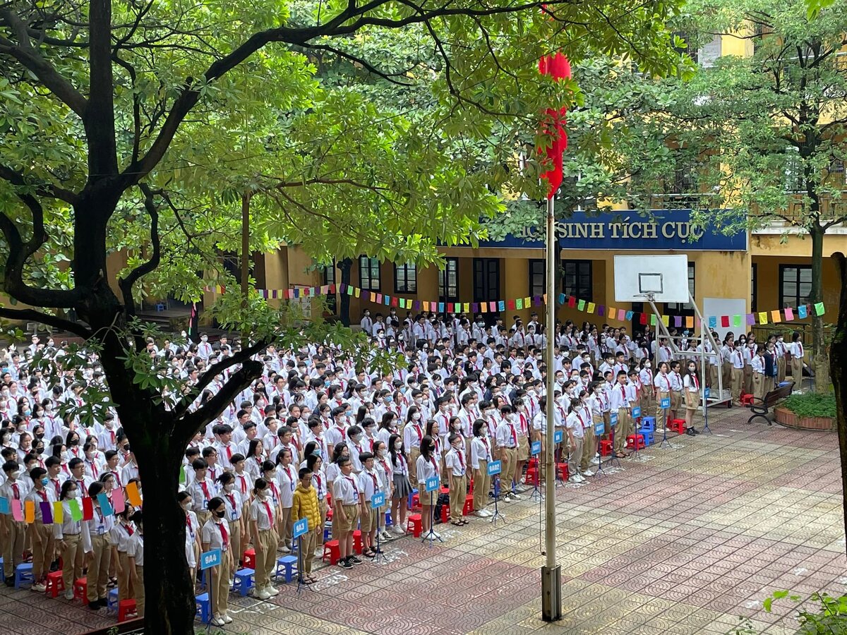 Trường THCS Thái Thịnh cũng có 1 buổi chào cờ đặc biệt.