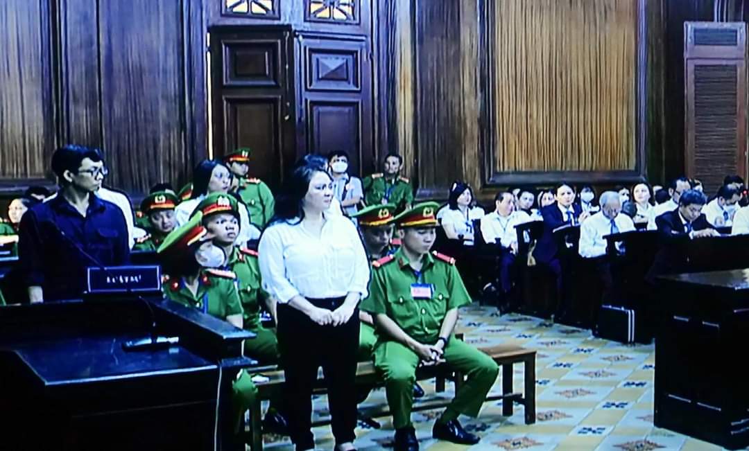 Bà Nguyễn Phương Hằng tại phiên tòa sáng 21/9.