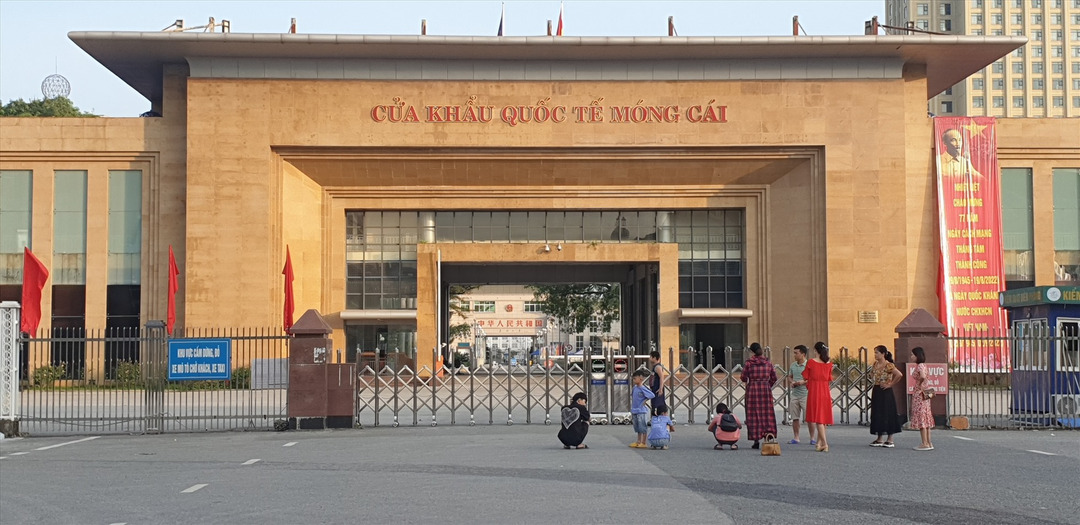 Cửa khẩu Móng Cái (Quảng Ninh).