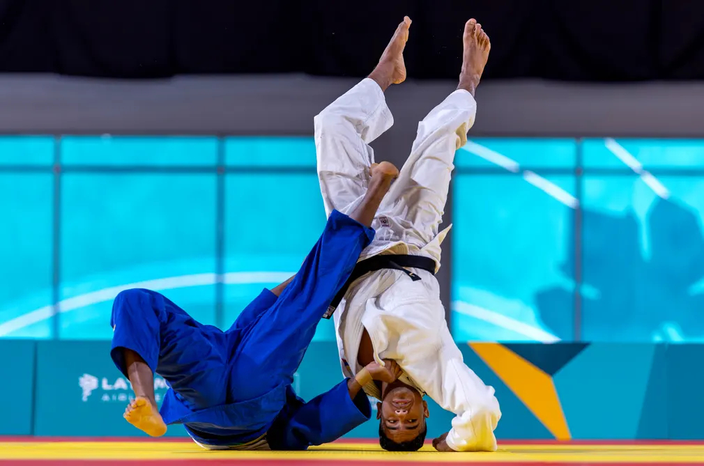 Các vận động viên thi đấu môn võ judo tại Đại hội thể thao liên châu Mỹ 2023 ở Santiago (Chile). (Ảnh: Al Bello/Getty Images)