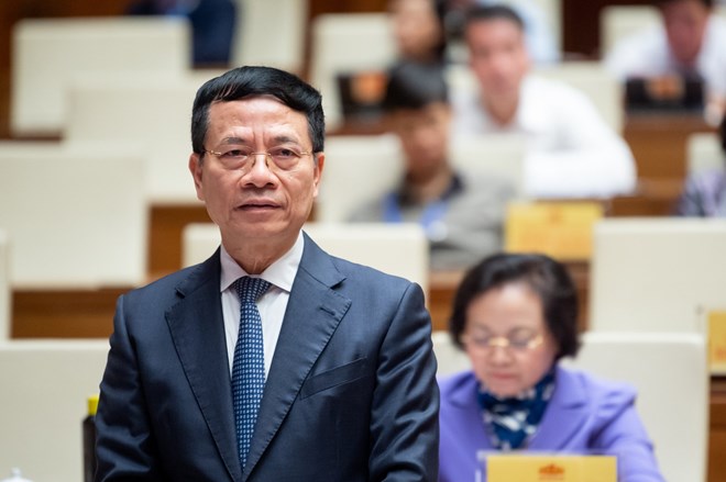 Bộ trưởng Bộ Thông tin và Truyền thông Nguyễn Mạnh Hùng. (Ảnh: Quốc hội)