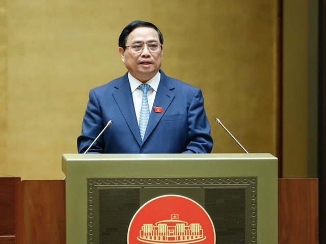 Thủ tướng Phạm Minh Chính báo cáo giải trình và trả lời chất vấn tại kỳ họp thứ 6 Quốc hội Khoá XV. (Ảnh: Chính phủ)