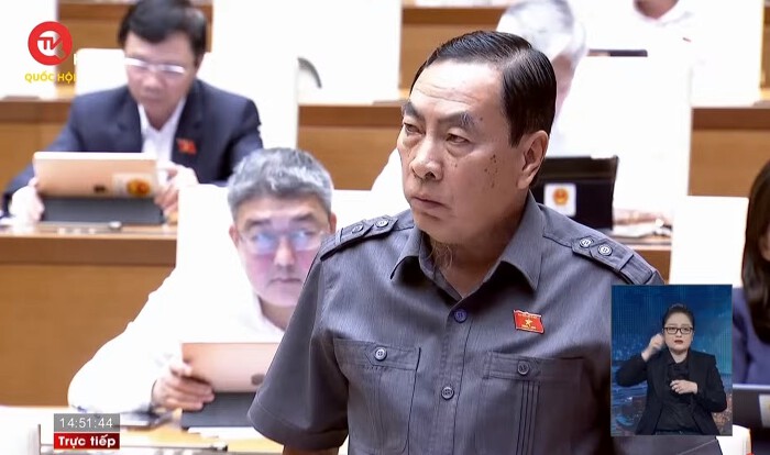 Đại biểu Quốc hội tỉnh Đồng Tháp, ông Phạm Văn Hòa. (Ảnh: Truyền hình Quốc hội).