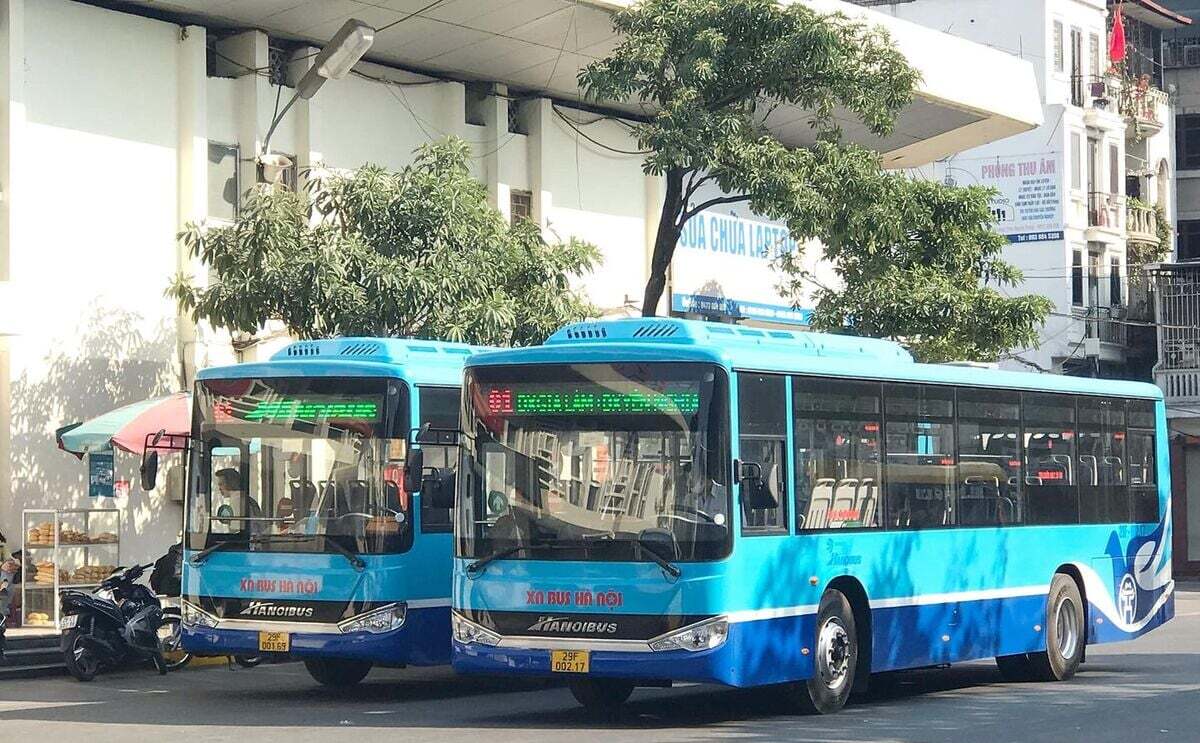 Hà Nội dự kiến cắt giảm 4.000 nhân viên phục vụ xe buýt. (Ảnh: Hanoibus)