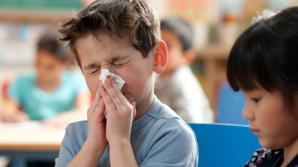 Trẻ em dưới 14 tuổi mắc cúm sẽ làm tăng nguy cơ viêm phổi gấp 8 lần. (Ảnh: INTEGRIS Health)