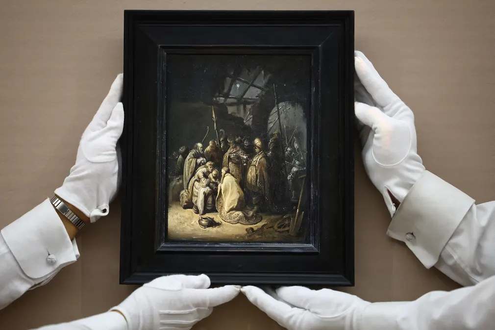 Tác phẩm của họa sĩ người Hà Lan Rembrandt van Rijn, được vẽ khi họa sĩ 22 tuổi.  Bức tranh đang được Sotheby's bán đấu giá và dự kiến ​​thu về 15 triệu bảng Anh ở London (Vương quốc Anh). (Ảnh: Henry Nicholls/AFP/Getty Images)