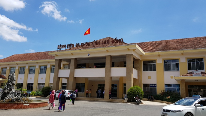 Bệnh viện Đa khoa tỉnh Lâm Đồng nơi bác sĩ công tác. 