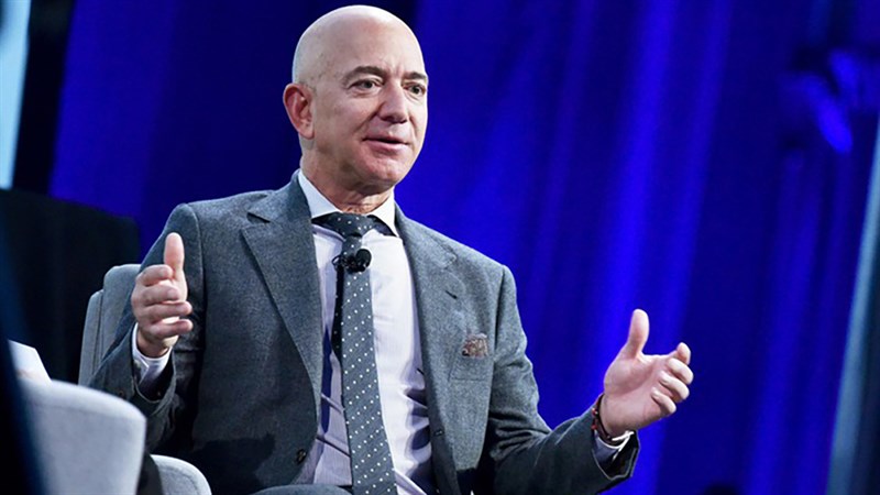 Tỷ phú Jeff Bezos - nhà sáng lập Amazon