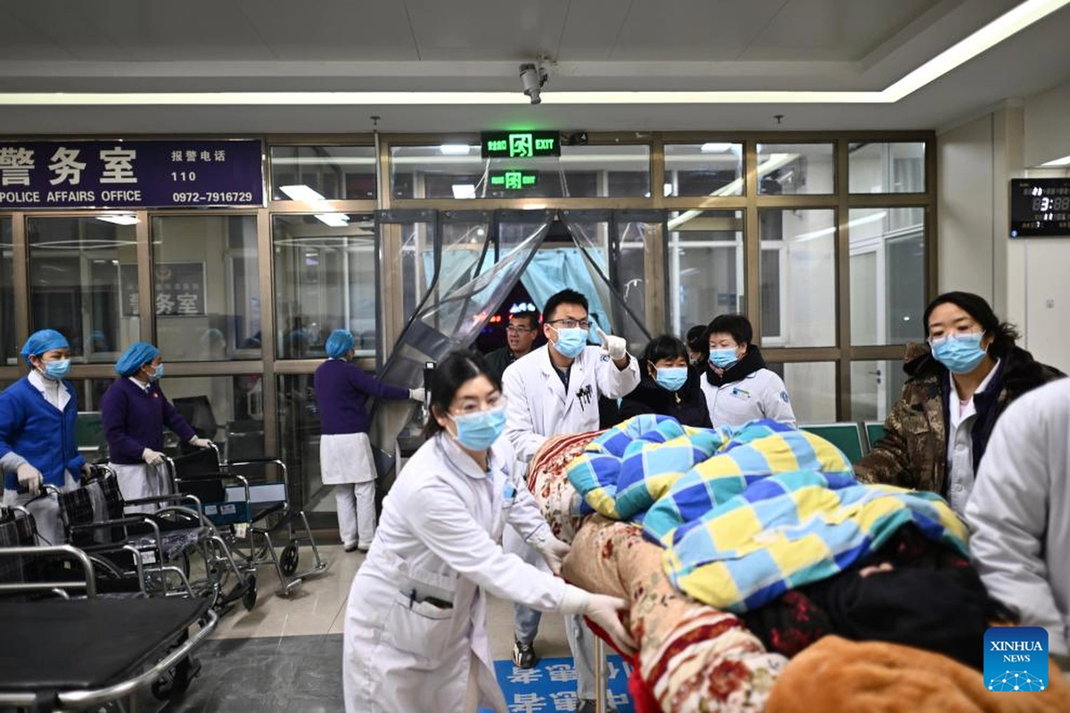 Ngay sau vụ việc, Tổng Bí thư, Chủ tịch nước Trung Quốc Tập Cận Bình đã yêu cầu chính quyền địa phương cứu chữa, điều trị kịp thời những người bị thương nhằm giảm thiểu thương vong. (Ảnh: Xinhua News)