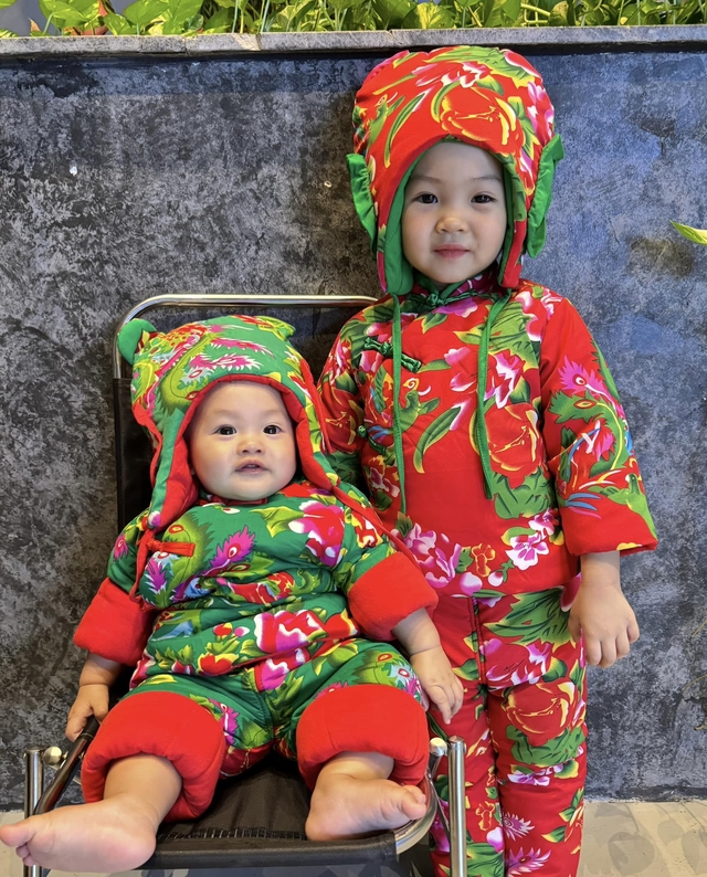 Hai con gái của Cường đô la và Đàm Thu Trang. 