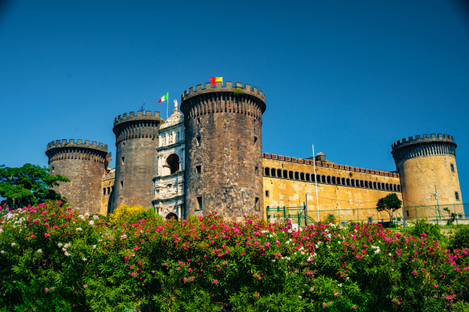 Thành cổ Castel Nuovo