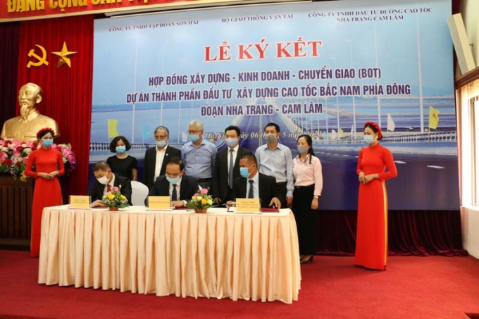 Công ty TNHH Tập đoàn Sơn Hải cùng Bộ GTVT ký kết hợp đồng cao tốc Nha Trang- Cam Lâm ngày 6/5/2021