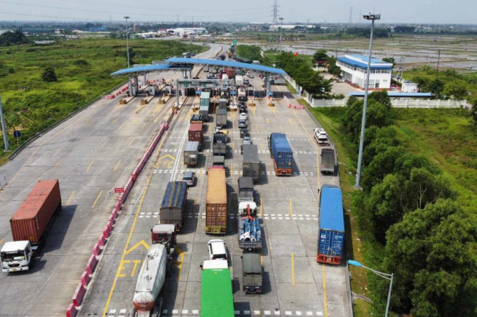 Ngày 22/1, hơn 350 ôtô dán thẻ thu phí tự động gặp lỗi tại các trạm trên cao tốc Pháp Vân - Cầu Giẽ - Ninh Bình, cao tốc Hà Nội - Hải Phòng.
