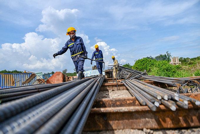 Bộ Tài chính tiếp tục đề nghị các bộ, ngành, địa phương chưa phân bổ hết kế hoạch vốn năm 2022 khẩn trương thực hiện phân bổ vốn chi tiết cho các dự án theo đúng quy định của Chính phủ