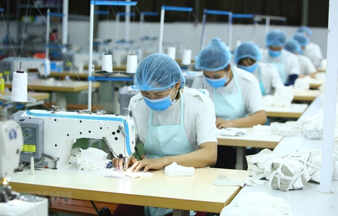 Hoa Kỳ tiếp tục là thị trường nhập khẩu hàng dệt may lớn nhất từ Việt Nam với trị giá đạt 1,85 tỷ USD, tăng 42% so với cùng kỳ năm 2021 và chiếm 51,9% tổng trị giá xuất khẩu hàng dệt may của cả nước