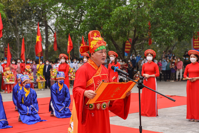 Ông Nguyễn Ngọc Sơn - Chủ tịch UBND huyện Yên Thế, tỉnh Bắc Giang đọc điếu văn tưởng niệm công lao to lớn của cụ Đề Thám, một vị tướng tài ba của anh hùng dân tộc.