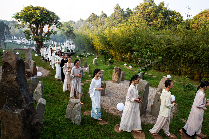 Chương trình nghệ thuật tại Zen Garden do tập đoàn Trung Nguyên Legend tổ chức tạo nhiều hoạt động giúp người tham gia trải nghiệm lối sống mới tỉnh thức. Ảnh Trung Nguyên Legend