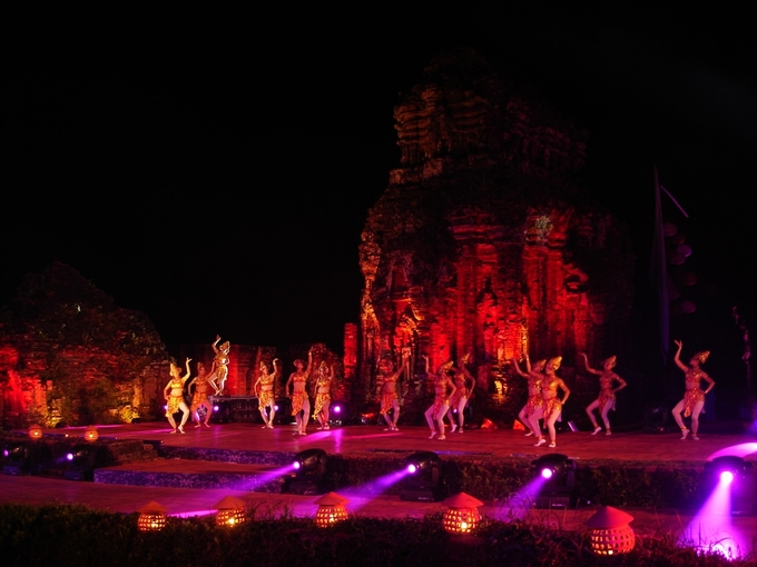 Chương trình biểu diễn nghệ thuật Đêm Mỹ Sơn diễn ra với chủ đề tái hiện vẻ đẹp cổ xưa của Vương quốc cổ Chăm Pa. Ảnh Internet