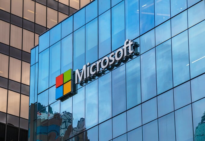 Microsoft, một trong những công ty bị Lapsus$ tấn công cho biết nhóm tin tặc này đã xâm nhập máy chủ các công ty, đánh cắp dữ liệu và yêu cầu trả tiền chuộc để không bị phát tán trên Internet. Ảnh Internet