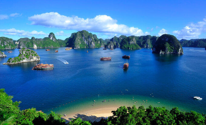 Việt Nam đang là điểm đến hấp dẫn của du khách quốc tế. Ảnh Internet