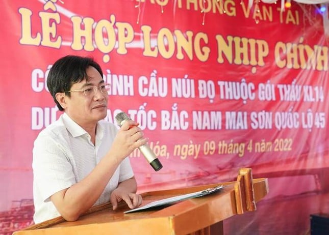 Ông Hồ Ngọc Loan, PGĐ Ban QLDA Thăng Long phát biểu tại buổi lễ