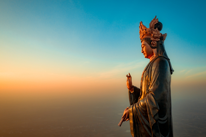 Phật Bà Tây Bổ Đà Sơn trên đỉnh núi Bà Đen