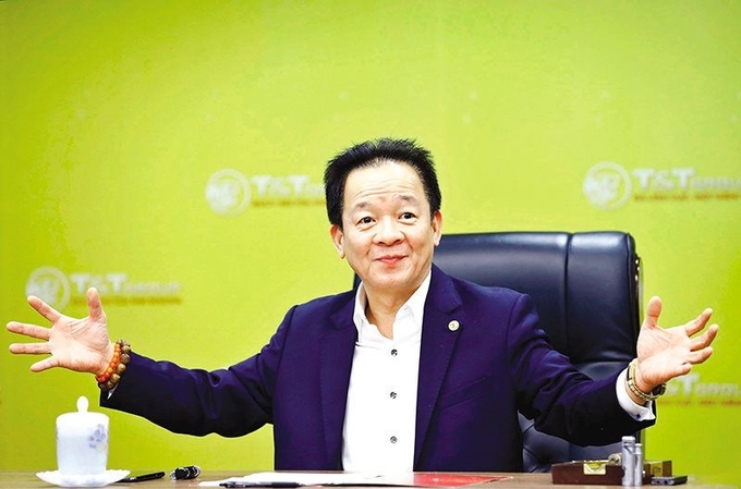 Ông Đỗ Quang Hiển từ nhiệm chức Chủ tịch T&T và một loạt công ty, tuân thủ quy định Luật các TCTD