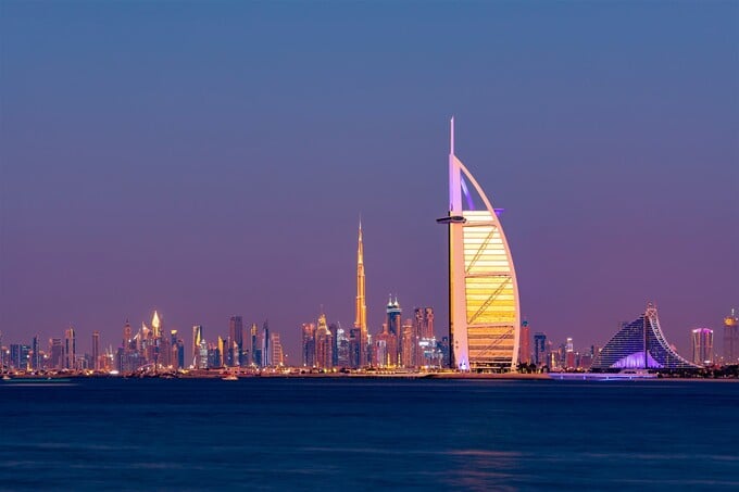 Khách sạn 7 sao Burj Al Arab là điểm đến yêu thích của các tỷ phú, ngôi sao nổi tiếng thế giới.