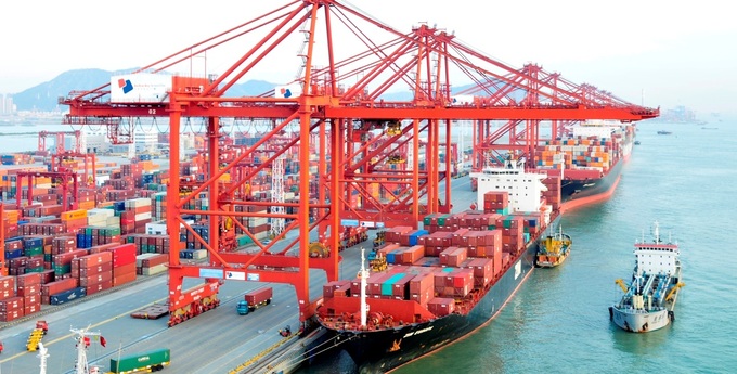 Hàng hóa xuất khẩu trong 4 tháng đầu năm tăng 4% tạo nhiều áp lực cho hạ tầng cảng biển