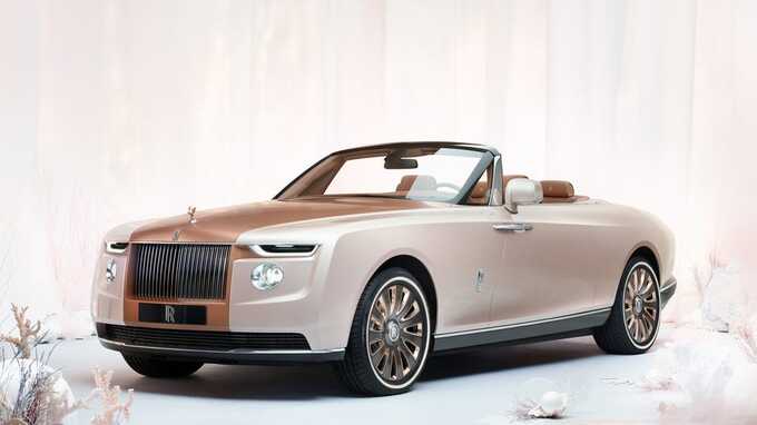 Khi bắt đầu lên ý tưởng thiết kế xe, chủ xe đã mang đến cho Rolls-Royce một bộ sưu tập gồm bốn vỏ ngọc trai mang màu sắc độc đáo và độ phức tạp cao, thuộc bộ sưu tập cá nhân. Ảnh Rolls-Royce