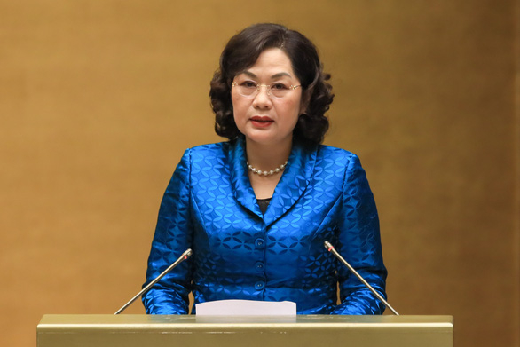 Thống đốc Ngân hàng Nhà nước Nguyễn Thị Hồng báo cáo về thực hiện nghị quyết 42