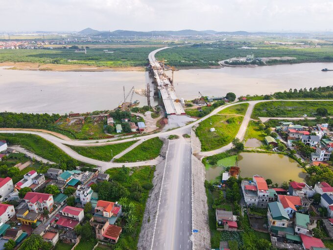 Dự án đầu tư xây dựng cầu Phật Tích - Đại Đồng Thành bắc qua sông Đuống (Bắc Ninh) được khởi công từ tháng 1/2018, do Ban quản lý xây dựng giao thông tỉnh Bắc Ninh làm chủ đầu tư và thực hiện quản lý khai thác vận hành.