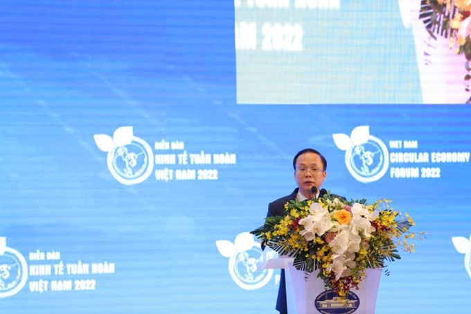 Ông Bùi Trung Nghĩa – Phó Chủ tịch VCCI phát biểu tại hội nghị
