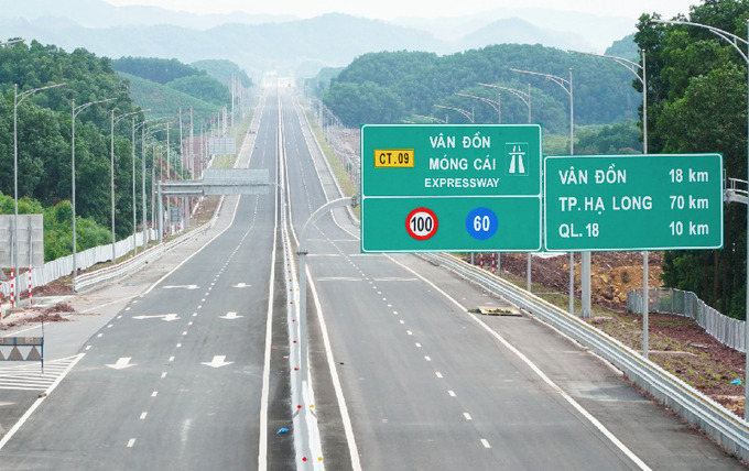 Dự kiến bắt đầu từ 1/8, tỉnh Quảng Ninh sẽ đưa toàn tuyến cao tốc Vân Đồn - Móng Cái vào vận hành thử nghiệm