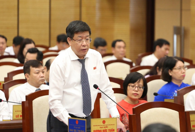 Phó chủ tịch UBND Hà Nội Dương Đức Tuấn trả lời chất vấn của đại biểu về các dự án 'đất vàng'