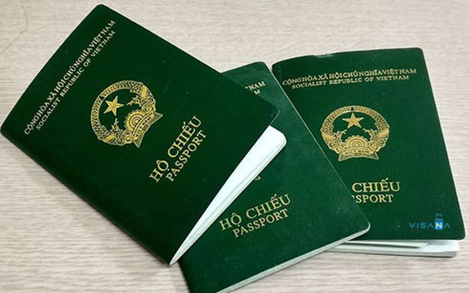 Công dân đã được cấp hộ chiếu mẫu cũ trước ngày 01/7/2022 sẽ tiếp tục sử dụng đến hết thời hạn ghi trong hộ chiếu