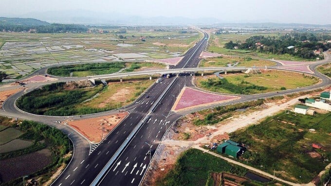 Tuyến đường bộ cao tốc Ninh Bình - Nam Định - Thái Bình - Hải Phòng có vị trí đặc biệt quan trọng