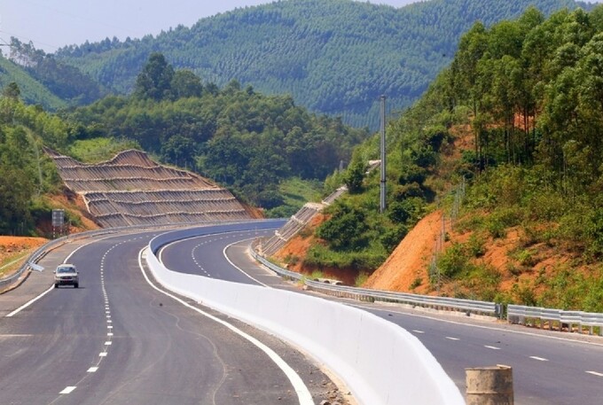 Hiện nay, khi hết cao tốc này, các phương tiện phải di chuyển thêm 30km nữa trên quốc lộ 1A để tới được TP Lạng Sơn và thêm 43km nữa nếu muốn tới cửa khẩu Hữu Nghị