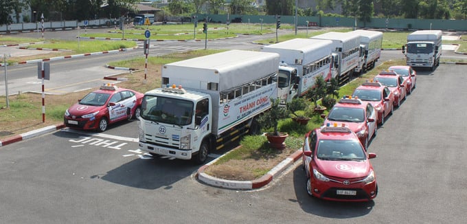 Hiệp hội Vận tải ô tô Việt Nam đề nghị Tổng cục Giáo dục nghề nghiệp ( Bộ Lao động-Thương binh và Xã hội) xem xét không yêu cầu đổi tên các “Trung tâm đào tạo lái xe” thành “ Trung tâm Giáo dục nghề nghiệp