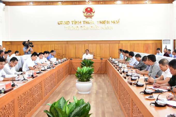 Phó Thủ tướng Chính phủ Lê Văn Thành ghi nhận và đánh giá cao sự vào cuộc quyết liệt của các Bộ, Ngành, đơn vị liên quan và các địa phương có dự án đi qua